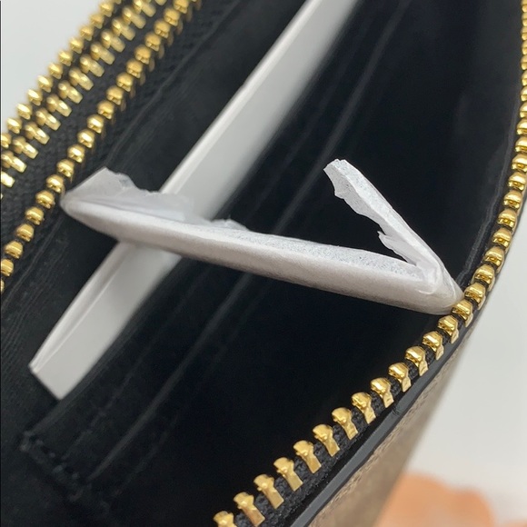 COACH Double Zip Wallet In Signature Canvas - Picture 4 of 8